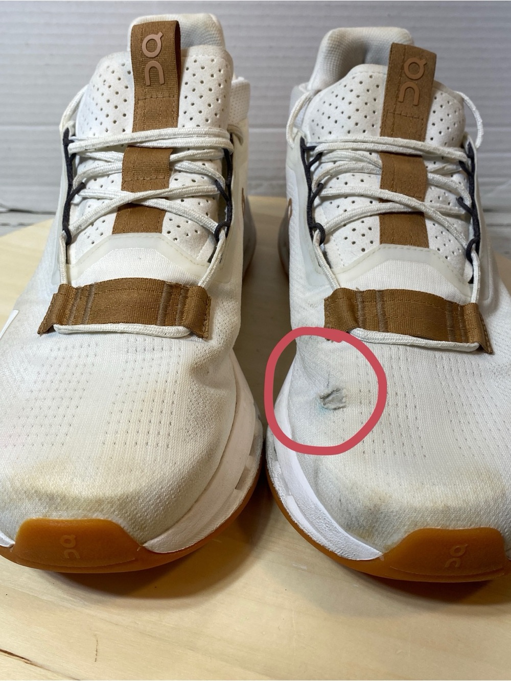 On Cloud Running Shoes Men's Size US 9 / White/Tan Performance Sneakers - Picture 10 of 10